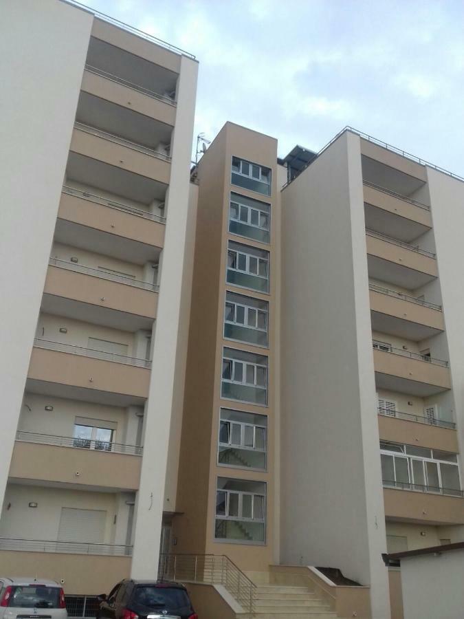 Palazzo Del Mare Apartment Наполи Екстериор снимка