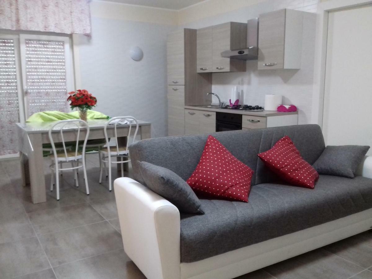 Palazzo Del Mare Apartment Наполи Екстериор снимка